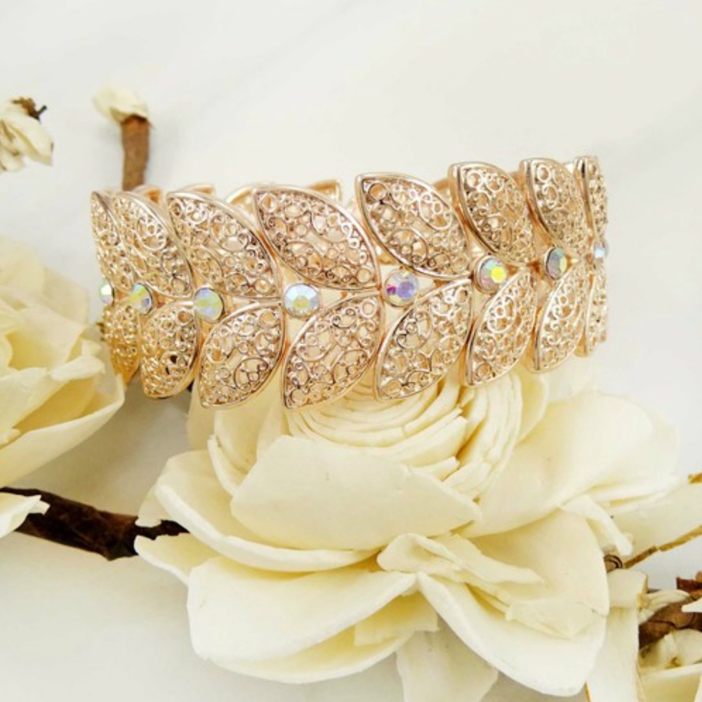 Rose Gold Rhinestone and filigree bracelet Classic - Picture 1 of 2
